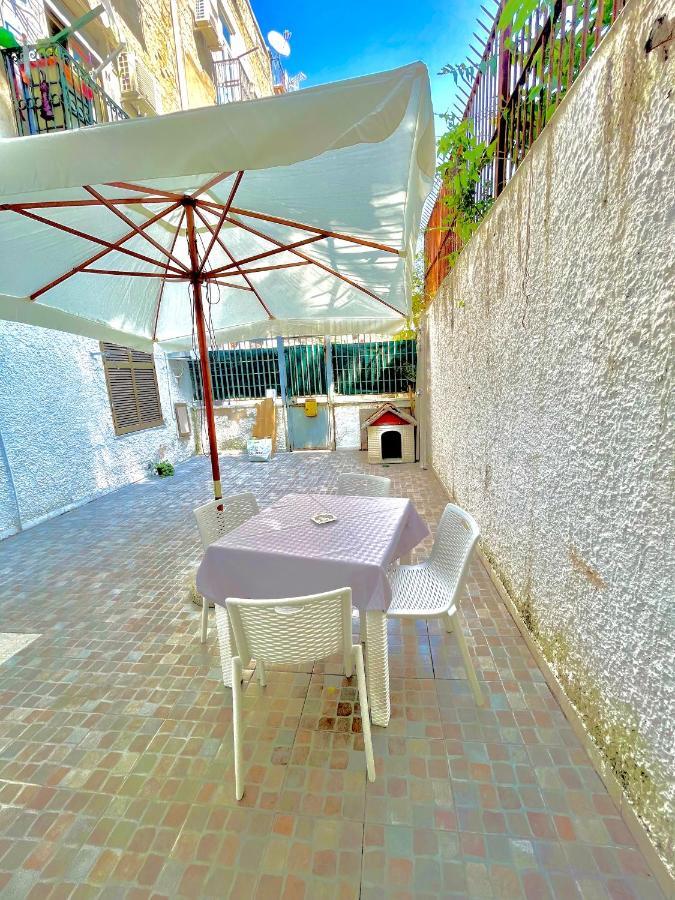 L'Oasi Di Luis Vila Nápoles Exterior foto